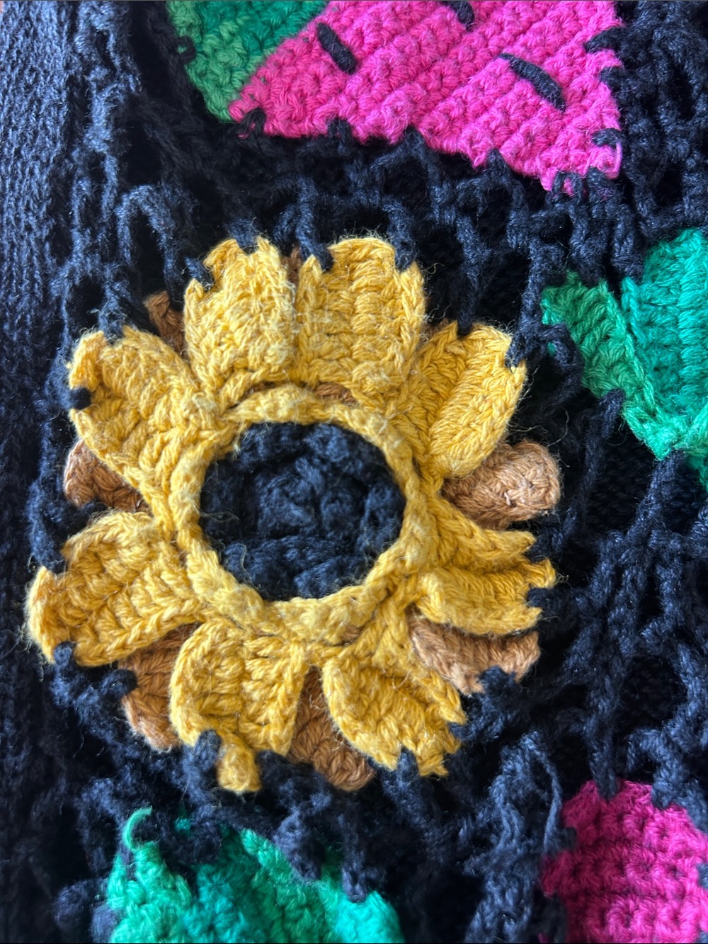 Vintage Carol Little Sport Black crochet Vest w/ flowers & fruit all over front - Picture 7 of 10